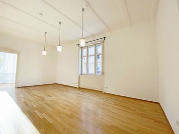 Sanierter Altbau mit sep. Apartment im Herzen des Heusteigviertels, 70180 Stuttgart Stuttgart-Mitte, Etagenwohnung