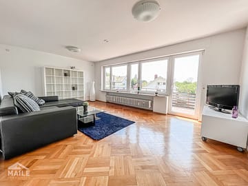 Tolle möblierte 4-Zimmerwohnung mit grossem Balkon am Killesberg!, 70192 Stuttgart Stuttgart-Nord, Etagenwohnung