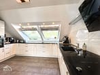 Traumhafte 3,5-Zimmer Luxuswohnung mit sonniger Terrasse in ruhiger Lage. - Küche