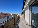 Sonnige 3,5-Zimmer Dachgeschosswohnung mit Balkon und Garage in ruhiger Lage! - Balkon