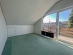 Sonnige 3,5-Zimmer Dachgeschosswohnung mit Balkon und Garage in ruhiger Lage! - Essbereich mit Balkonzugang