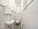 +Provisionsfrei+ Helles, renoviertes und großzügiges Hochparterre mit flexibler Nutzung! - WC Bad