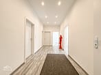 +Provisionsfrei+ Helles, renoviertes und großzügiges Hochparterre mit flexibler Nutzung! - Eingangsbereich