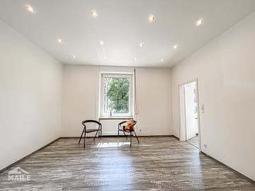 +Provisionsfrei+ Helles, renoviertes und großzügiges Hochparterre mit flexibler Nutzung!, 78713 Schramberg, Etagenwohnung